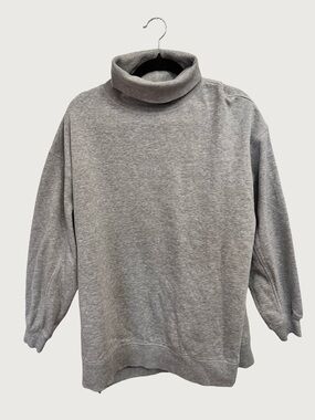 H&M | Light Grey Ribbed Turtleneck Sweatshirt